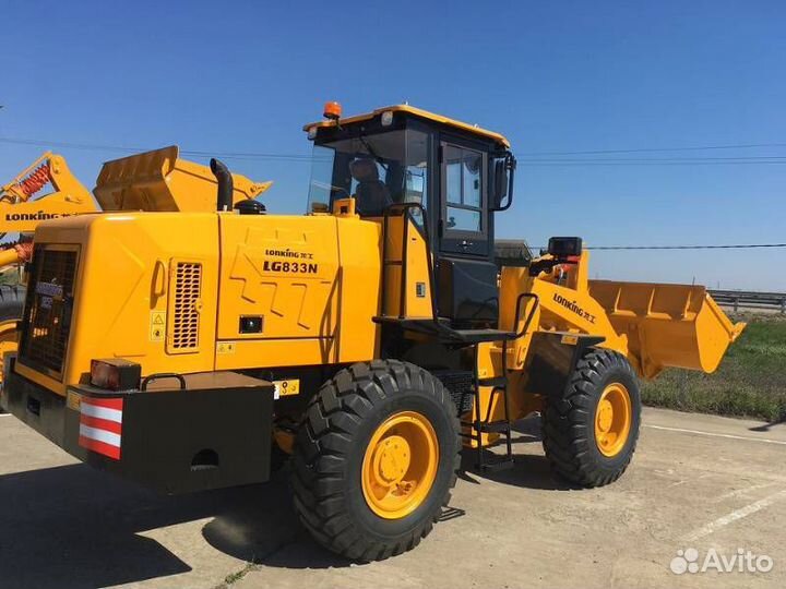 Фронтальный погрузчик Lonking LG833N, 2023