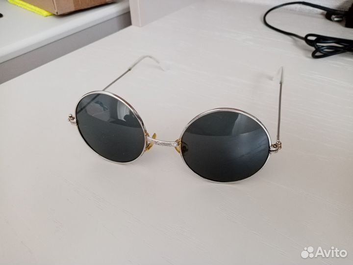 Солнцезащитные очки