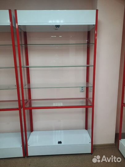 Витрины стеклянные