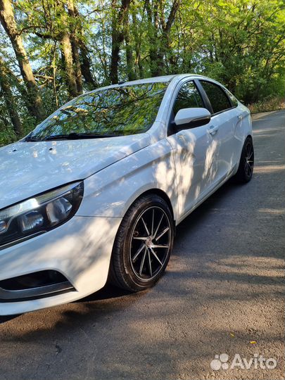LADA Vesta 1.6 МТ, 2019, 220 000 км