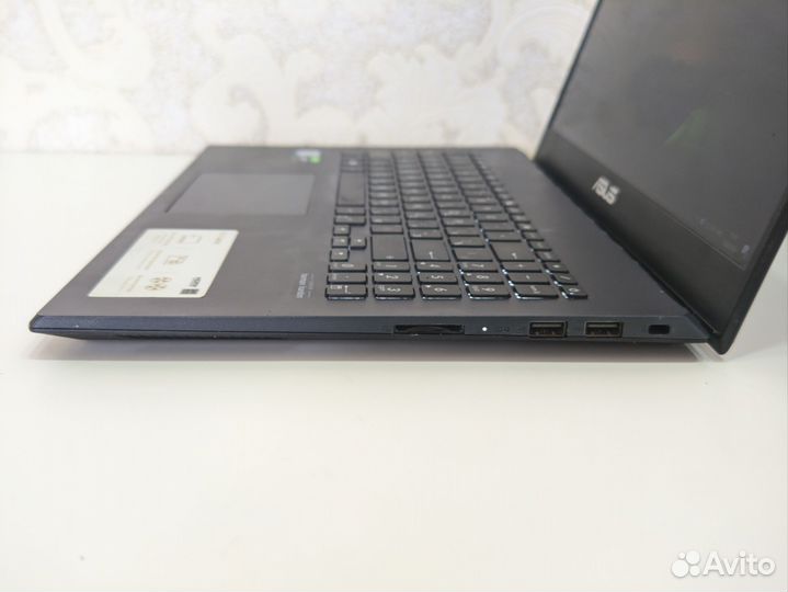 Игровой ноутбук Asus X571G