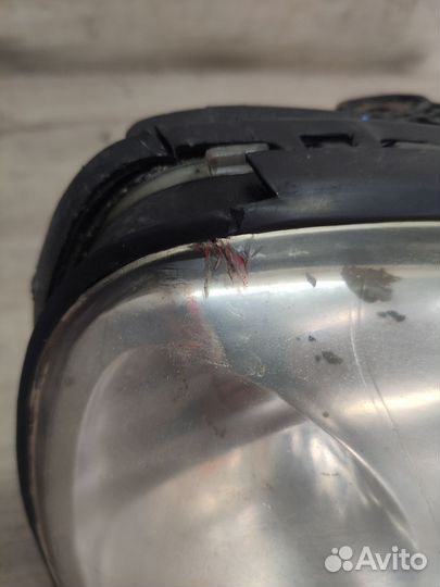 Фара правая Hyundai Santa Fe 1