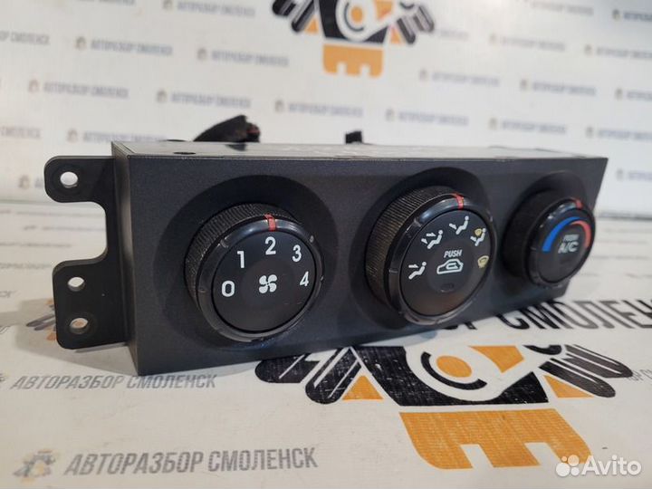 Блок управления отопителем Kia Sorento I (2002—200