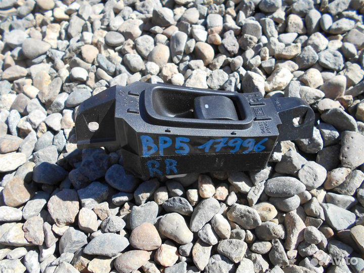 Кнопка стеклоподъемника задняя левая Subaru Legacy