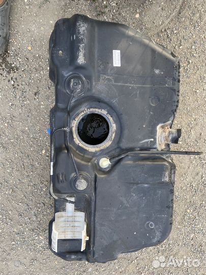 Пластиковый бак на калину