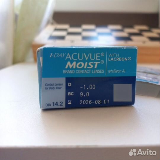 Линзы контактные acuvue moist - 1.0, R 9.0