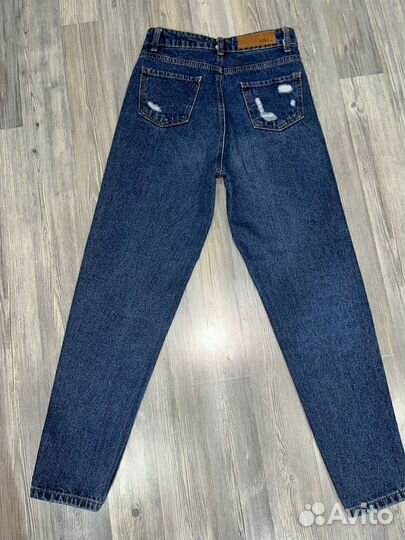 Джинсы