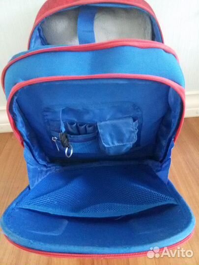 Рюкзак школьный