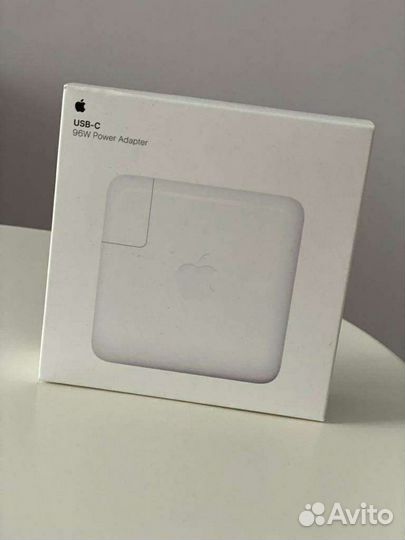 Адаптер питания Apple USB-C