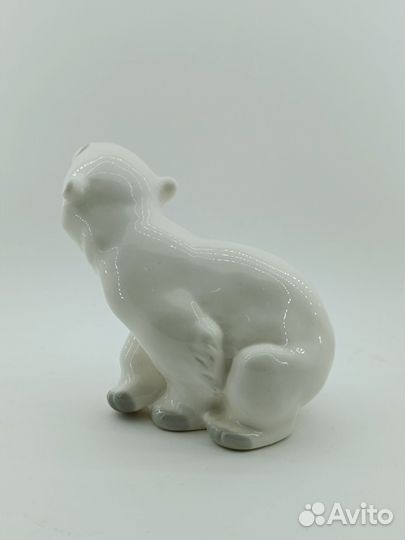 Фарфоровая статуэтка Медведь ревун лфз
