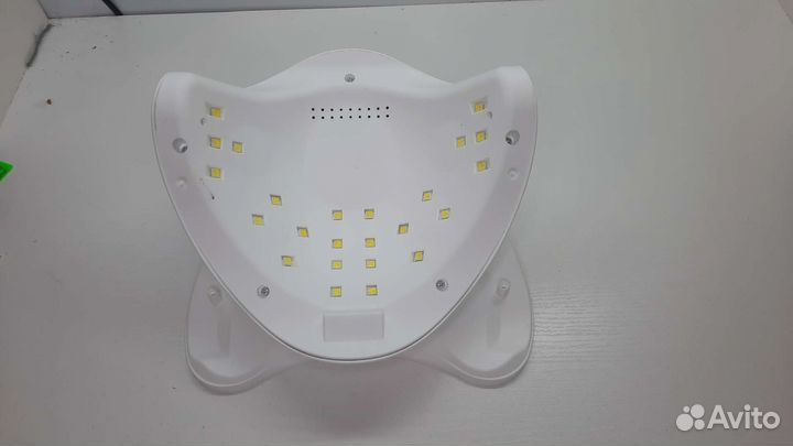 Уф лампа для ногтей