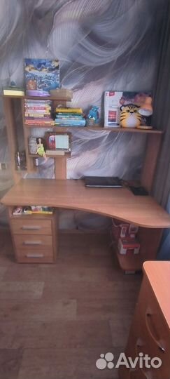 Компьютерный стол