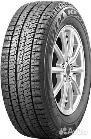 Bridgestone Blizzak Ice 215/45 R17