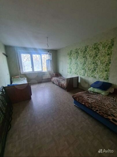 3-к. квартира, 94 м², 3/10 эт.