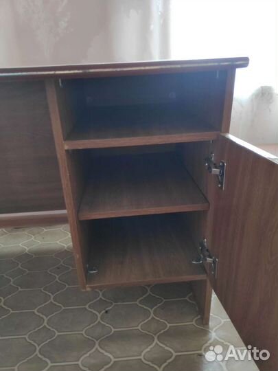 Столы разные