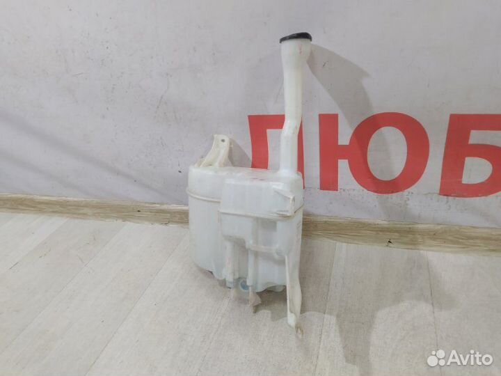 Бачок омывателя Toyota Camry XV50 2011-2018