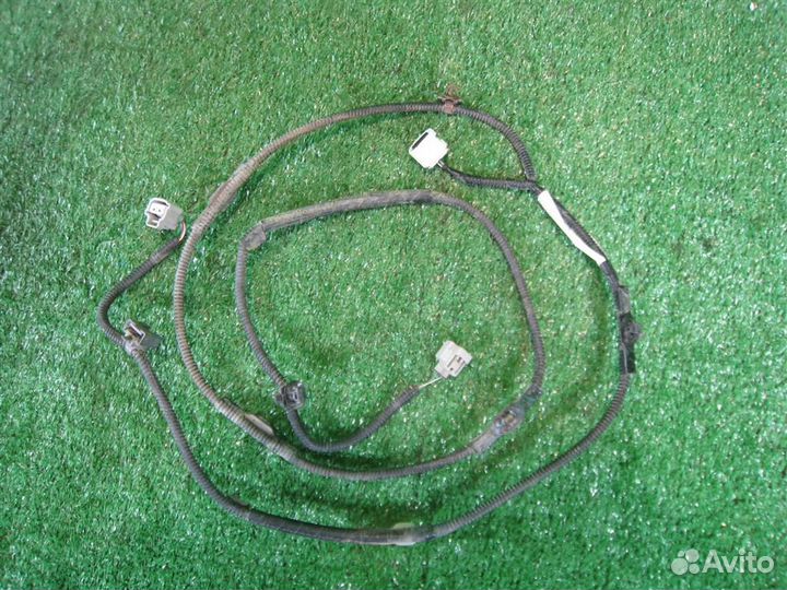 Проводка противотуманных фар Toyota Yaris P13 2015