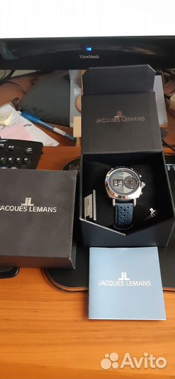 Часы jacques lemans 1-2058B С хронографом.оригинал