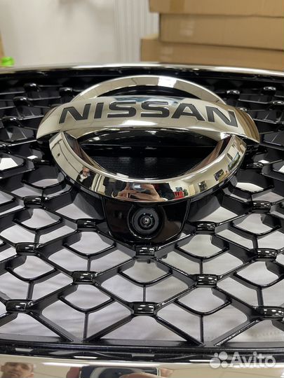 Решетка радиатора nissan Y62 с камерой 623101LL2B