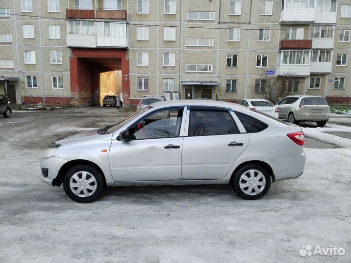 LADA Granta 1.6 МТ, 2015, 178 656 км