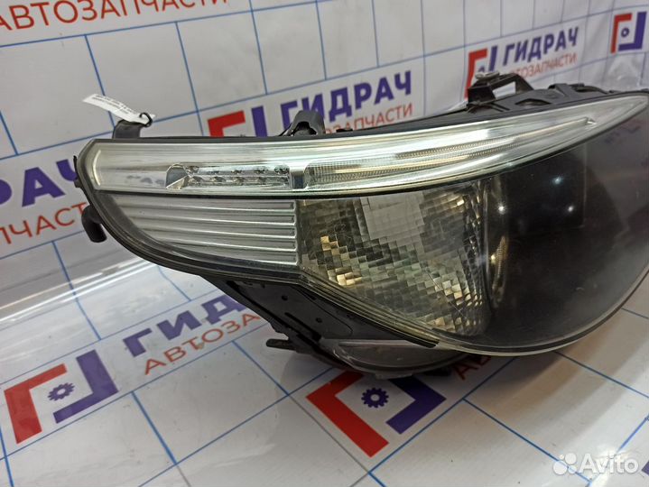 Фара правая BMW 530I E60 63127160194 Дефект С блок