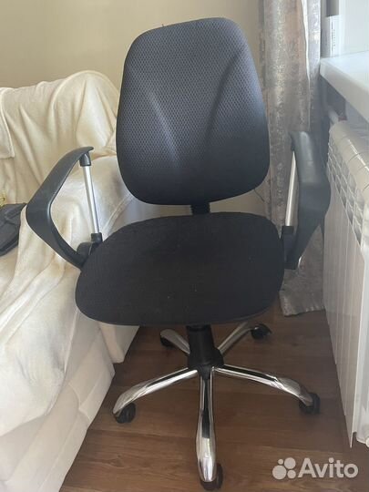 Компьютерное кресло