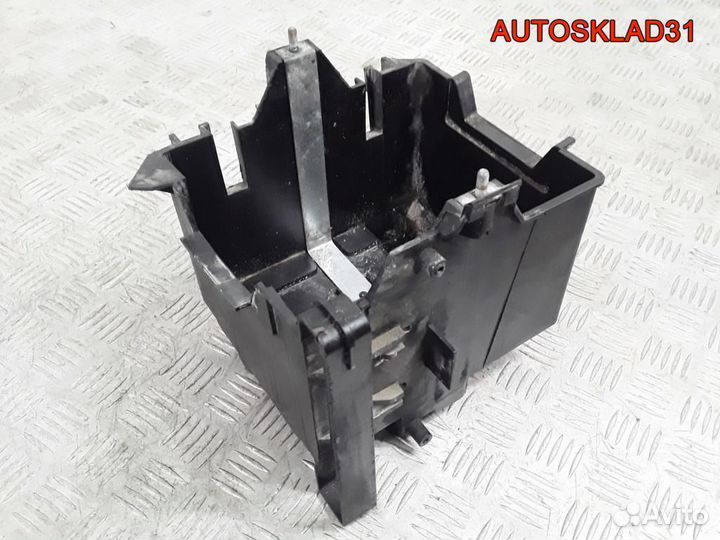 Крепление акб Ford Fusion 2s6t10723ad