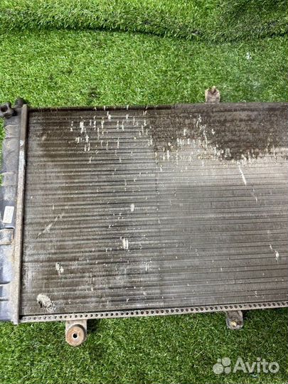 Радиатор охлаждения двигателя Лада Приора 21126