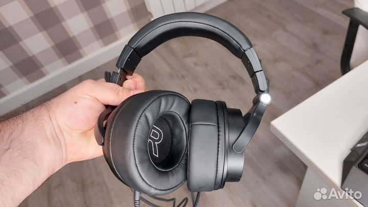 Студийные проводные наушники OneOdio Monitor 60