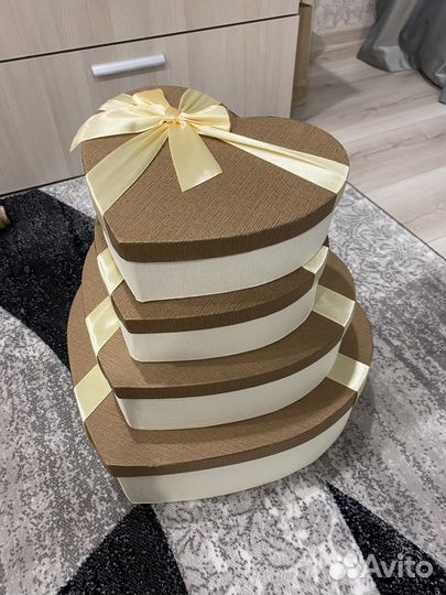 Коробки и принодлежности для композиций