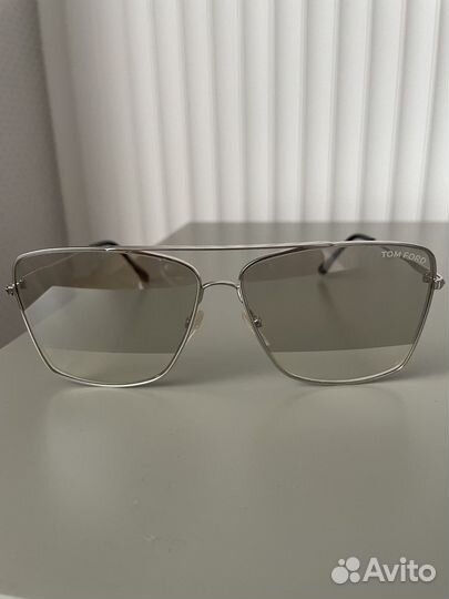 Солнцезащитные очки