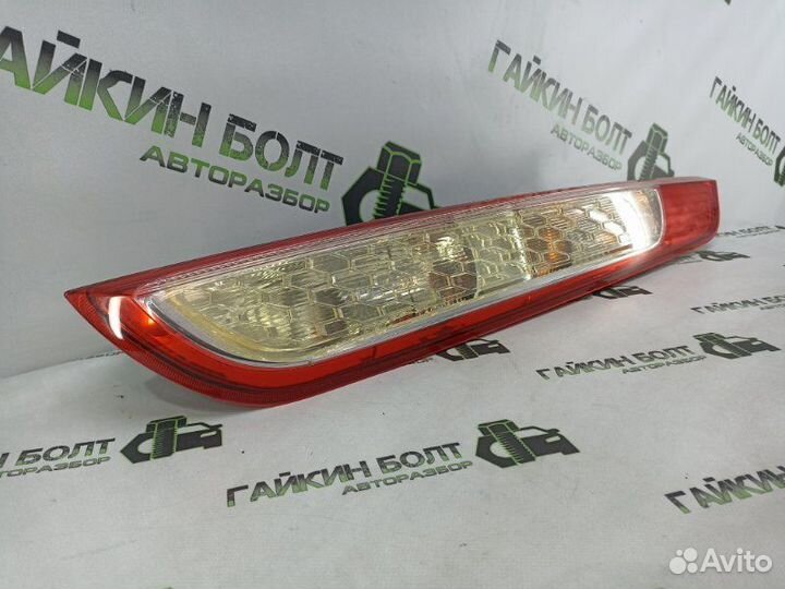 Стоп-сигнал задний правый Ford Focus хэтчбек 5дв