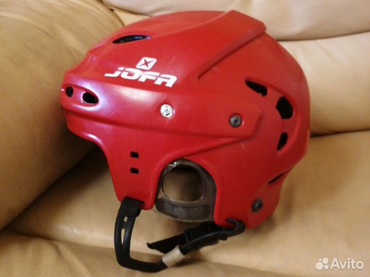 Шлем хоккейный jofa 690