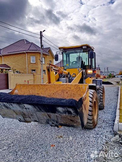 Аренда погрузчика. Погрузчик. услуги погрузчика