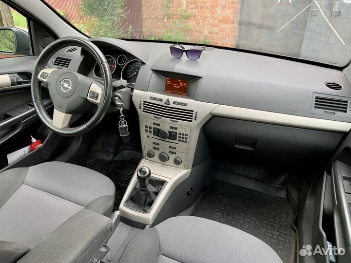 Opel Astra 1.6 МТ, 2008, 160 564 км