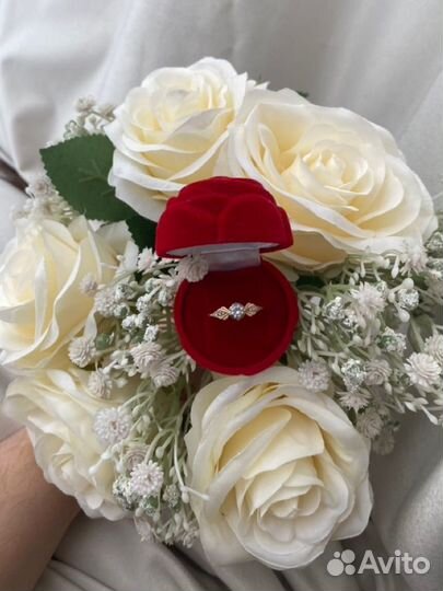 Золотое кольцо 585