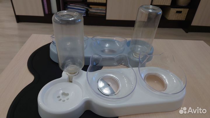 Кормушка для кошек, собак с ковриком