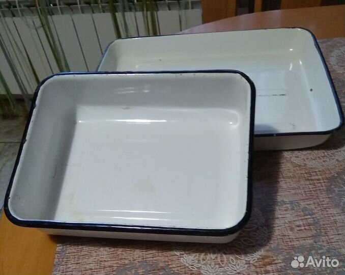 Эмалированная посуда для заливного, холодца