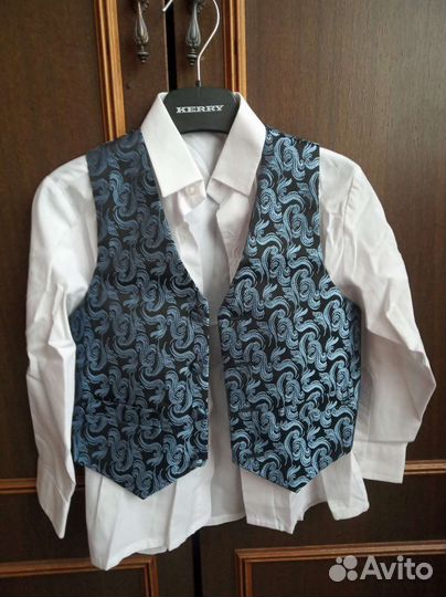 Тройка: рубашка, брюки, жилет на мальчика