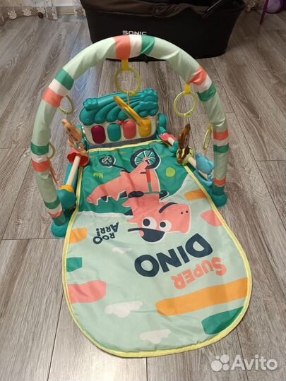 Развивающий коврик с пианино