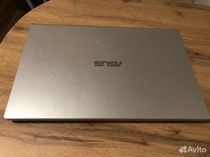 Ноутбук asus