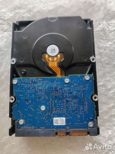 Жесткий диск Hitachi 3 tb