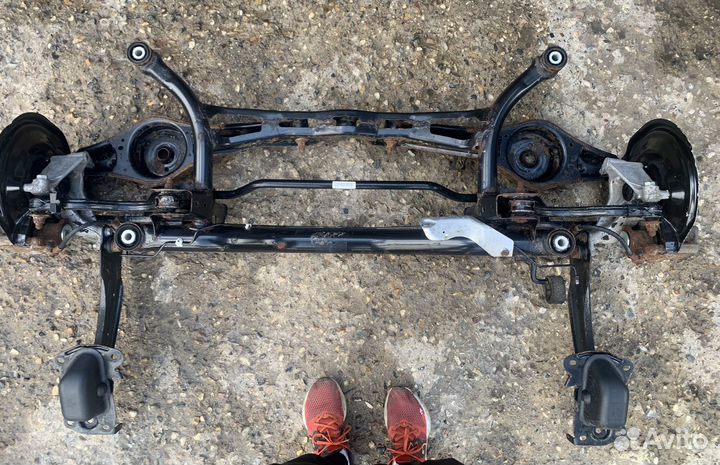 Volkswagen Passat B7 Задний подрамник балка в сбор