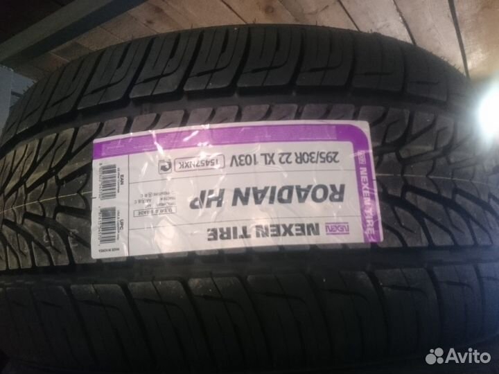 Nexen Roadian HP 295/30 R22 103V