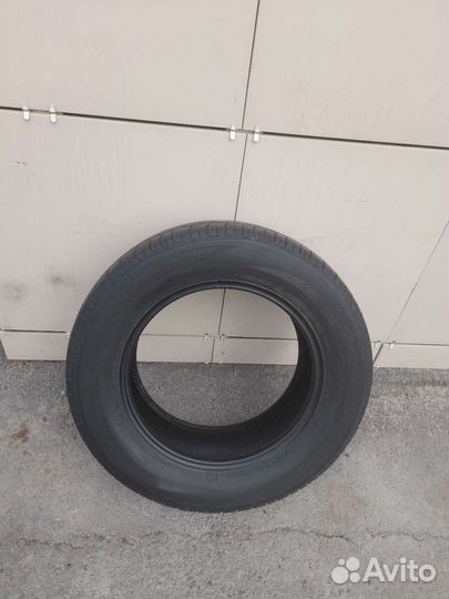 Bridgestone Dueler H/P Sport 215/65 R16 98H