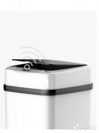 Сенсорное мусорное ведро