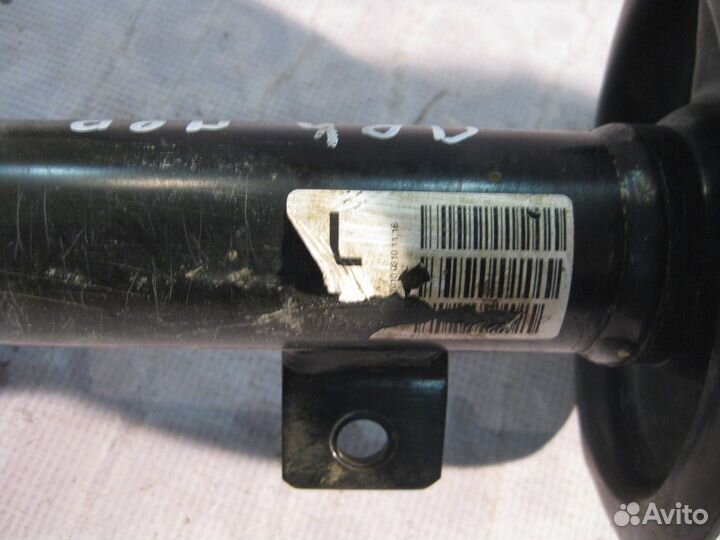 Амортизатор передний левый Сузуки Свифт