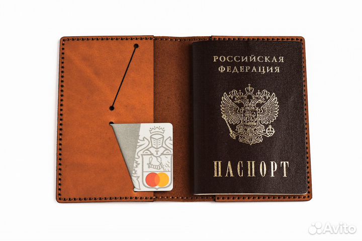 Кожаная обложка для паспорта