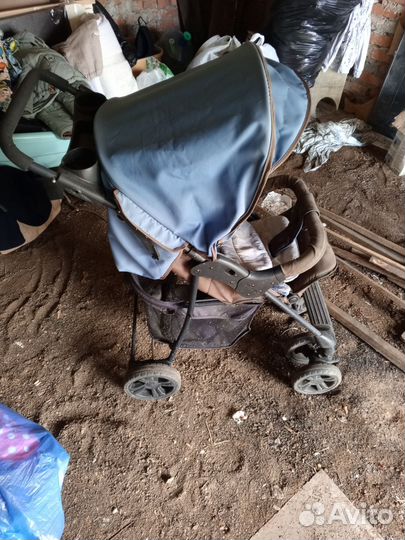 Коляска прогулочная