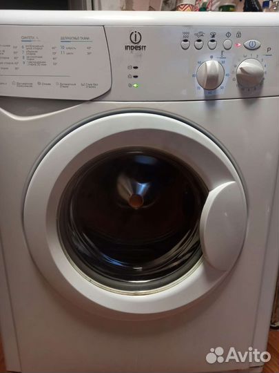 Стиральная машина indesit
